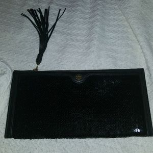 Tory Burch  Authentic clutch